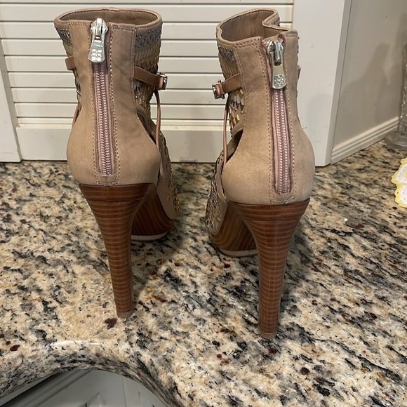 BCBGMAXAZRIA WEST2 Peek Toe Ankle Bootie Sandals - Picture 5 of 10